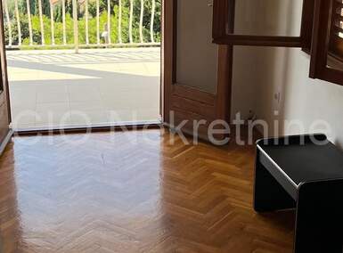 Jednosoban stan, Split, najam, 1000 €, 60 m2