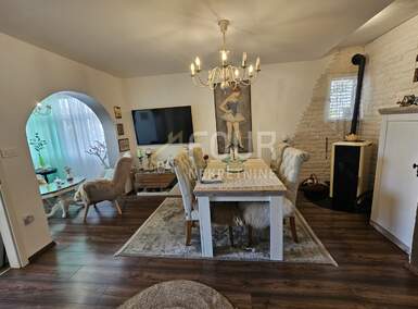Kuca, Vodice, prodaja, 409000 €, 220 m2