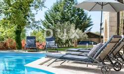 Kuca, Tinjan, Muntrilj, prodaja, 950000 €, 280 m2