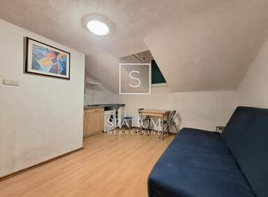 Jednosoban stan, Lovran, najam, 300 €, 12 m2