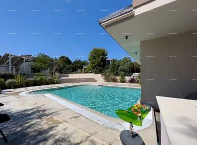 Trosoban stan, Premantura, prodaja, 375000 €, 114 m2