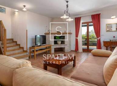 Kuca, Tinjan, prodaja, 560000 €, 144 m2