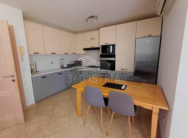 Trosoban stan, Poreč, prodaja, 201800 €, 55 m2