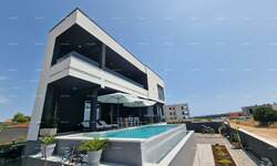 Kuca, Medulin, prodaja, 1390000 €, 270 m2