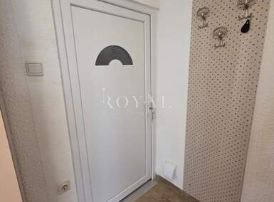 Trosoban stan, Rijeka, Krnjevo, najam, 600 €, 50 m2