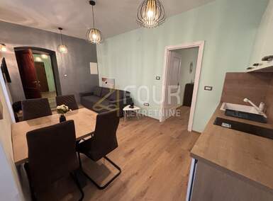 Dvosoban stan, Rijeka, Centar, najam, 650 €, 30 m2