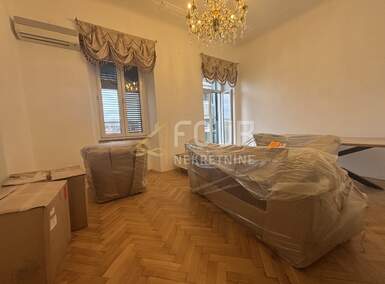 Dvosoban stan, Rijeka, Centar, najam, 850 €, 83 m2