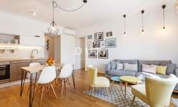 Trosoban stan, Rijeka, Centar, prodaja, 359000 €, 77 m2