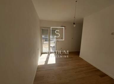 Trosoban stan, Krk, Kornić, prodaja, 285000 €, 81 m2