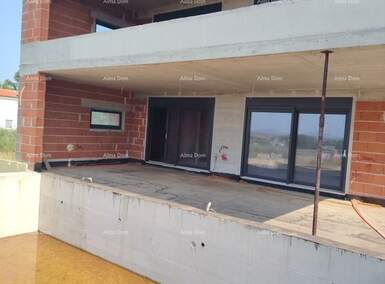 Dvosoban stan, Ližnjan, prodaja, 320000 €, 93 m2