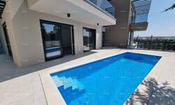 Trosoban stan, Poreč, Tar, prodaja, 538500 €, 169 m2