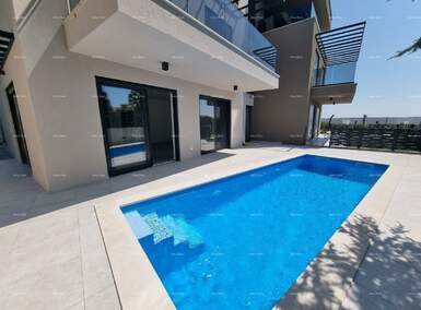 Trosoban stan, Poreč, Tar, prodaja, 538500 €, 169 m2