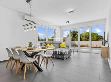 Kuca, Svetvinčenat, prodaja, 750000 €, 140 m2