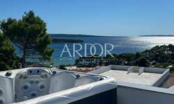 Cetvorosoban stan, Rab, Banjol, prodaja, 706000 €, 130 m2