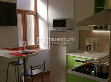 Jednosoban stan, Rijeka, Centar, prodaja, 102000 €, 19 m2