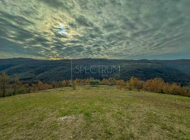 Zemljiste, Motovun, prodaja, 187000 €, 1965 m2