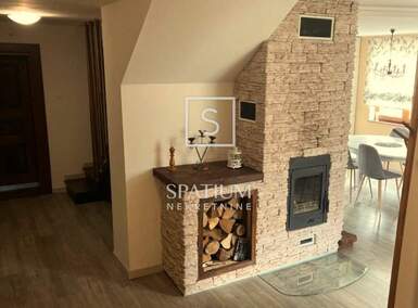 Kuca, Vrbovsko, Komlenići, prodaja, 230000 €, 130 m2