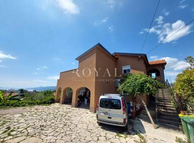 Trosoban stan, Kastav, najam, 250 €, 70 m2