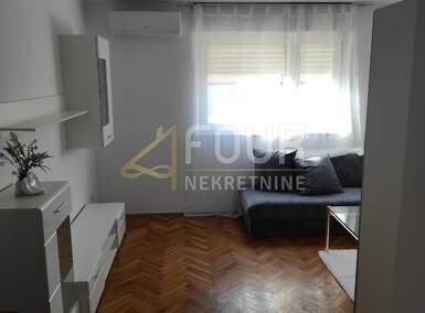 Jednosoban stan, Rijeka, Srdoči, najam, 490 €, 25 m2