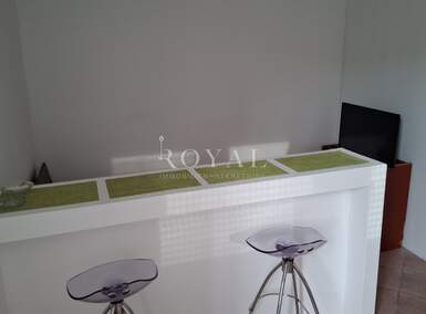 Jednosoban stan, Rijeka, Sušak, najam, 350 €, 28 m2