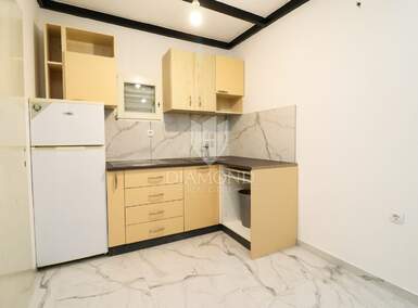 Jednosoban stan, Poreč, prodaja, 128000 €, 43 m2