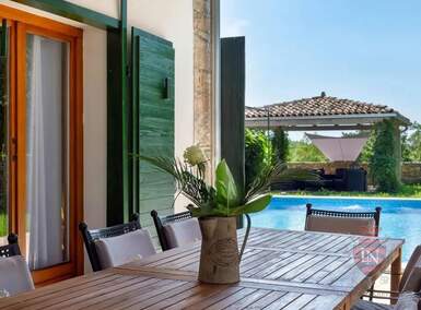 Kuca, Gračišće, prodaja, 590000 €, 280 m2