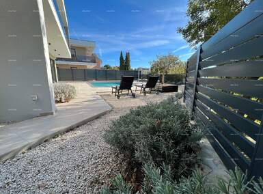 Kuca, Svetvinčenat, prodaja, 680000 €, 220 m2