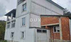 Kuca, Matulji, Bregi, prodaja, 475000 €, 400 m2