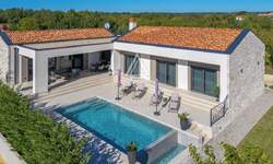 Kuca, Rovinj, prodaja, 890000 €, 291 m2