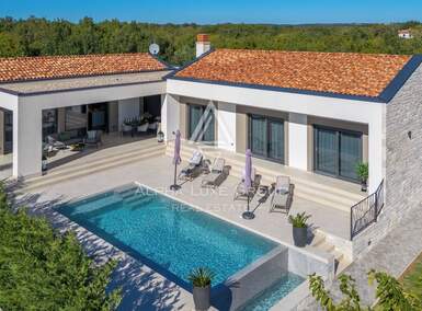 Kuca, Rovinj, prodaja, 890000 €, 291 m2