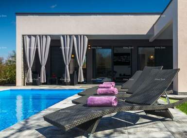 Kuca, Svetvinčenat, prodaja, 390000 €, 141 m2