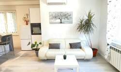 Trosoban stan, Rijeka, Bulevard, najam, 950 €, 50 m2