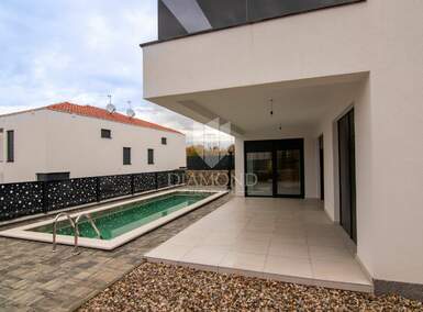 Kuca, Malinska-Dubašnica, Milčetići, prodaja, 569998 €, 168 m2