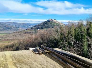 Kuca, Motovun, prodaja, 199000 €, 200 m2