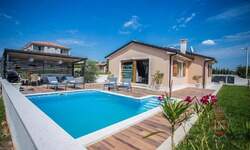 Kuca, Poreč, Garbina, prodaja, 465000 €, 85 m2