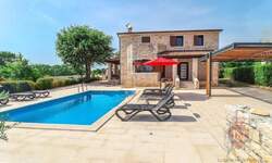 Kuca, Sveti Lovreč, Lakovići, prodaja, 595000 €, 168 m2