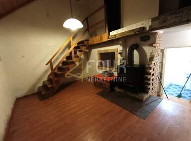 Kuca, Fužine, Lič, prodaja, 99000 €, 73 m2