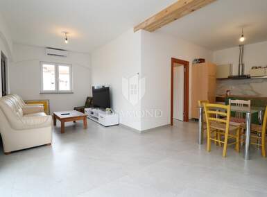 Trosoban stan, Poreč, prodaja, 298000 €, 127 m2