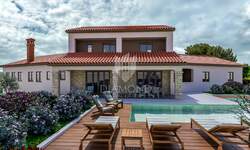 Kuca, Rovinj, Rovinjsko Selo, prodaja, 590000 €, 400 m2