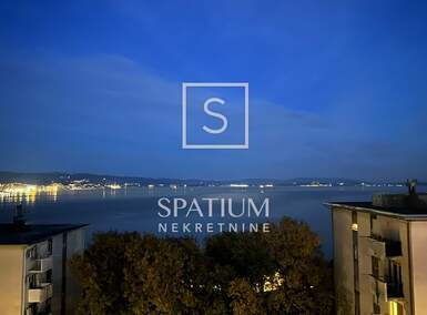 Dvosoban stan, Opatija, Kosićevo, najam, 850 €, 51 m2