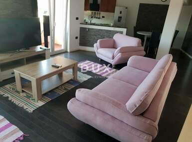 Trosoban stan, Pula, Šijana, najam, 1200 €, 110 m2