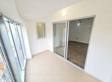 Dvosoban stan, Pula, prodaja, 190000 €, 64 m2