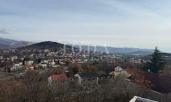 Cetvorosoban stan, Čavle, prodaja, 650000 €, 202 m2