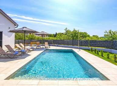 Kuca, Medulin, Pomer, prodaja, 600000 €, 156 m2