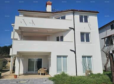 Kuca, Banjole, prodaja, 1100000 €, 400 m2