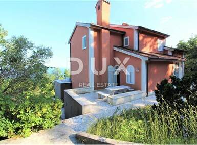 Kuca, Opatija, Veprinac, prodaja, 550000 €, 260 m2