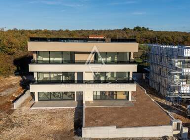 Stan, Poreč, prodaja, 520000 €, 183 m2