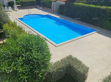 Dvosoban stan, Umag, prodaja, 321000 €, 74 m2