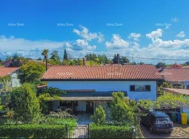 Kuca, Umag, prodaja, 483000 €, 176 m2