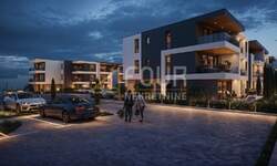 Trosoban stan, Pula, Valdebek, prodaja, 296000 €, 83 m2